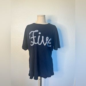 Five Four | M T-shirt